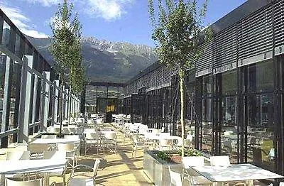 The Penz 4*