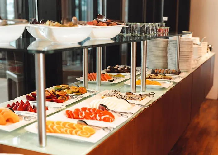 Готель The Penz 4*