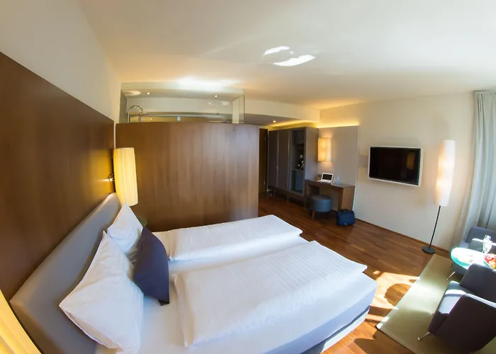 Готель The Penz